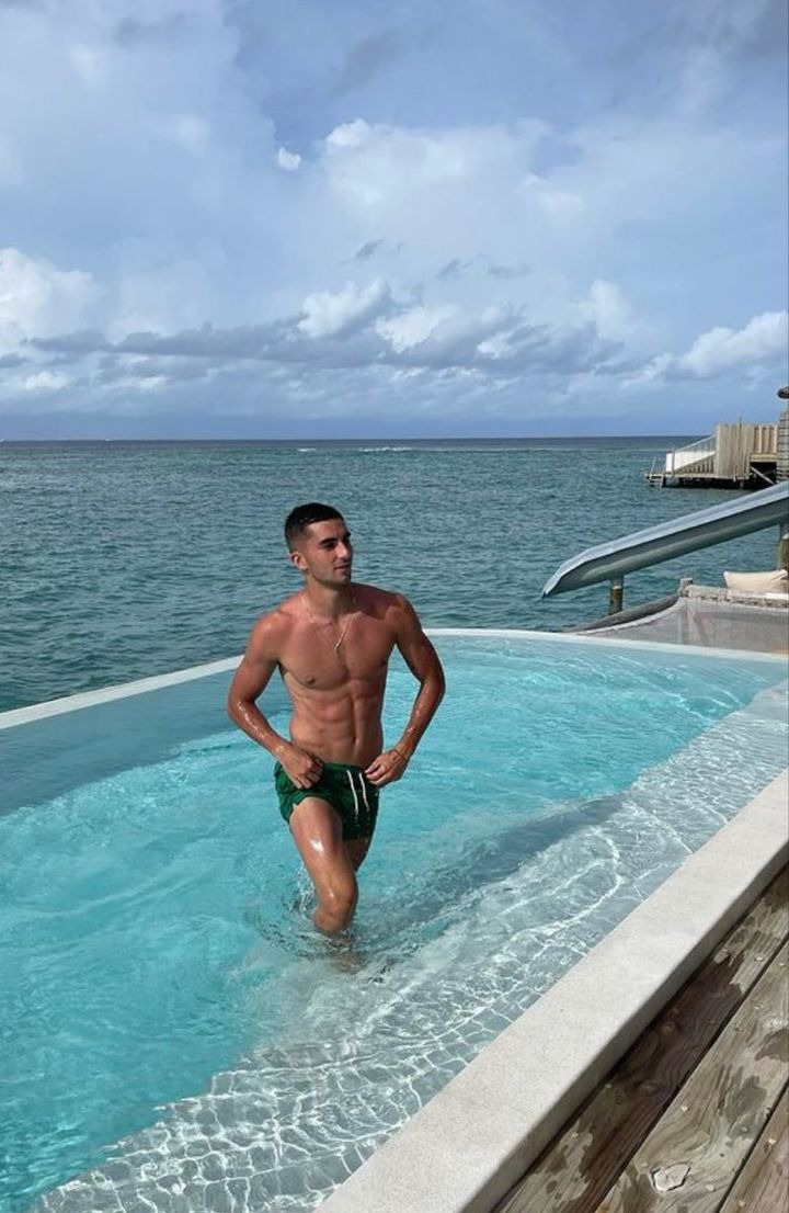 FOOTBALLER WITH THE BEST BODY
